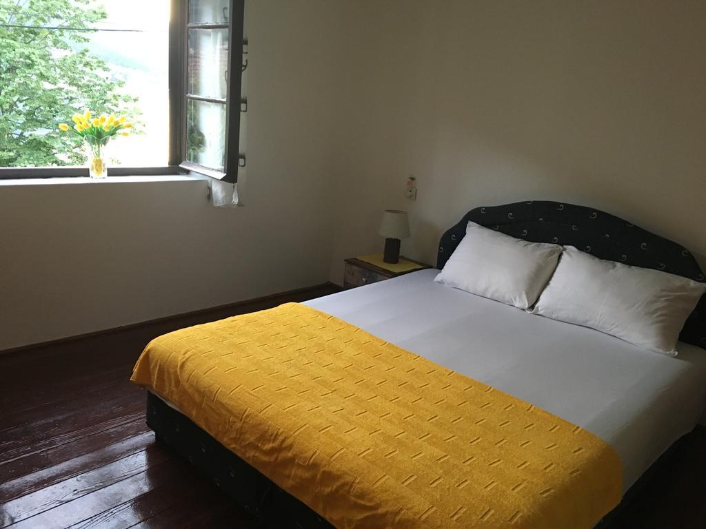 Apartments Vido Kotor Bagian luar foto